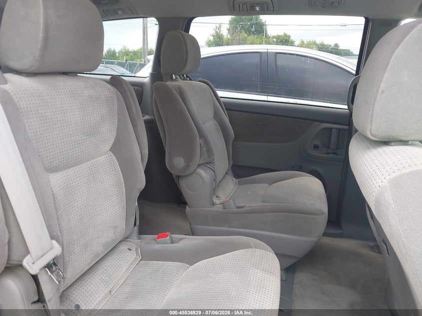 2008 Toyota Sienna VIN 5TDZK23C38S211317 IAAI salvage auction — NORMAL WEAR, Original (Ohio), sold $150 on 2026-07-21 (photo 8)