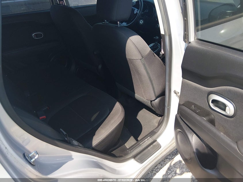 2016 Kia Soul VIN KNDJN2A2XG7842119 IAAI salvage auction — NORMAL WEAR, Clear (Tennessee), sold $500 on 2026-07-30 (photo 8)
