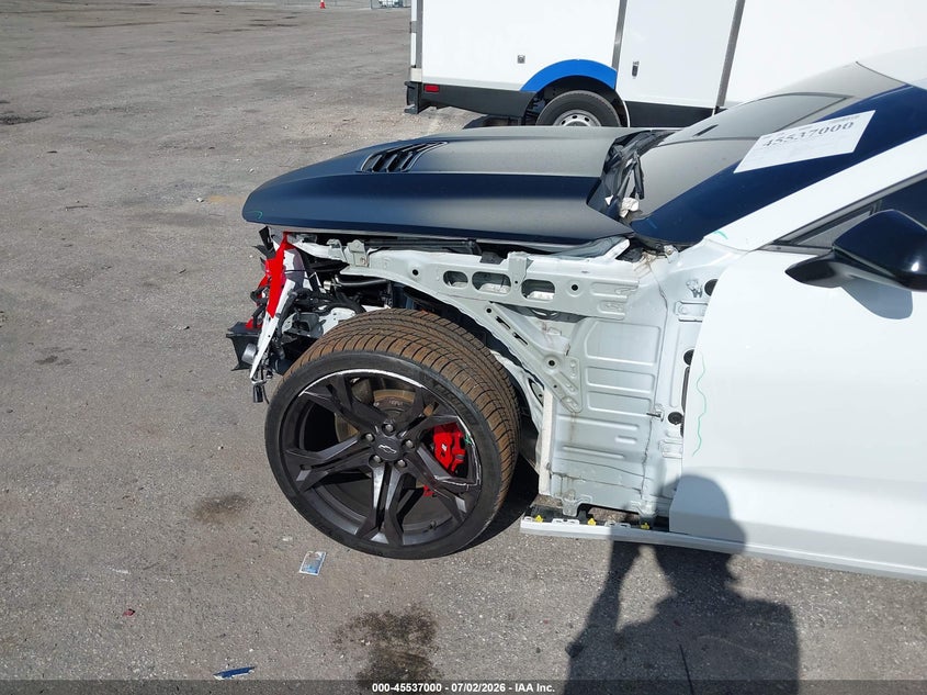 2021 Chevrolet Camaro VIN 1G1FG1R79M0101905 IAAI salvage auction — FRONT END, Rebuildable (Florida), sold $13,100 on 2026-07-29 (photo 6)