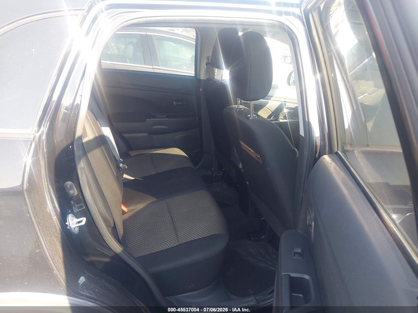 2016 Mitsubishi Outlander VIN JA4AP3AU5GZ033045 IAAI salvage auction — HAIL, Salvage Rebuilt (North Carolina), sold $1,250 on 2026-07-20 (photo 8)