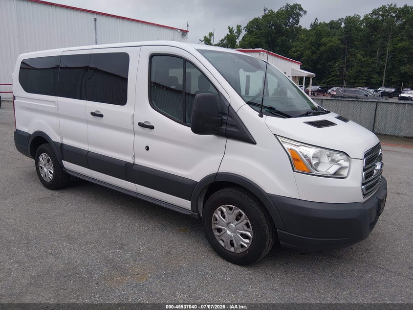 2015 Ford Transit 150 VIN 1FMZK1ZMXFKB27571 — IAAI salvage auction photo