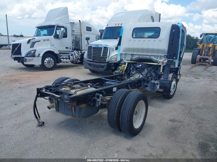 2023 Isuzu Npr VIN 54DC4W1DXPS208922 IAAI salvage auction — ALL OVER, Wait Title, sold $7,200 on 2026-08-19 (photo 4)
