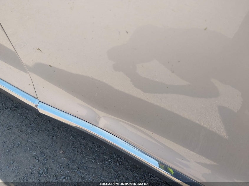 2013 Toyota Highlander VIN 5TDDK3EH8DS273136 IAAI salvage auction — NORMAL WEAR, Clear (Connecticut), sold $5,800 on 2026-07-09 (photo 6)