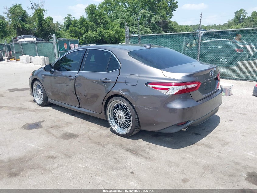 2018 Toyota Camry VIN 4T1B21HK4JU504510 IAAI salvage auction — LEFT SIDE, Salvage (Pennsylvania), sold $6,800 on 2026-07-31 (photo 3)