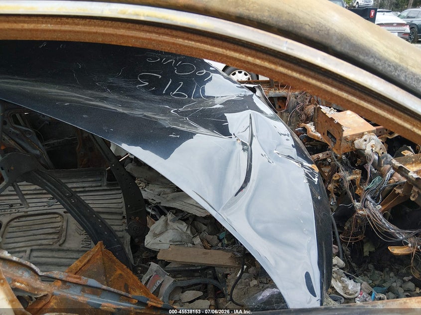 2022 Toyota Venza VIN JTEAAAAH6NJ107949 IAAI salvage auction — ENGINE BURN, Salvage Title, sold $125 on 2026-07-15 (photo 5)