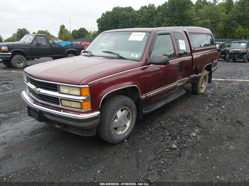1998 Chevrolet C/k 1500 VIN 2GCEK19R7W1191016 IAAI salvage auction — SIDE, Salvage (Pennsylvania), sold $775 on 2026-07-15 (photo 2)