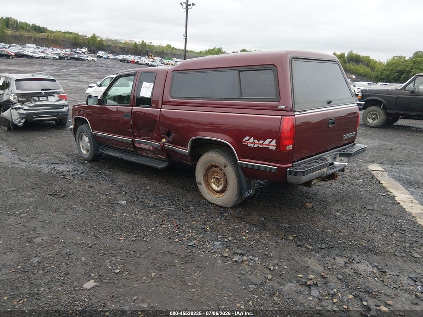 1998 Chevrolet C/k 1500 VIN 2GCEK19R7W1191016 IAAI salvage auction — SIDE, Salvage (Pennsylvania), sold $775 on 2026-07-15 (photo 3)