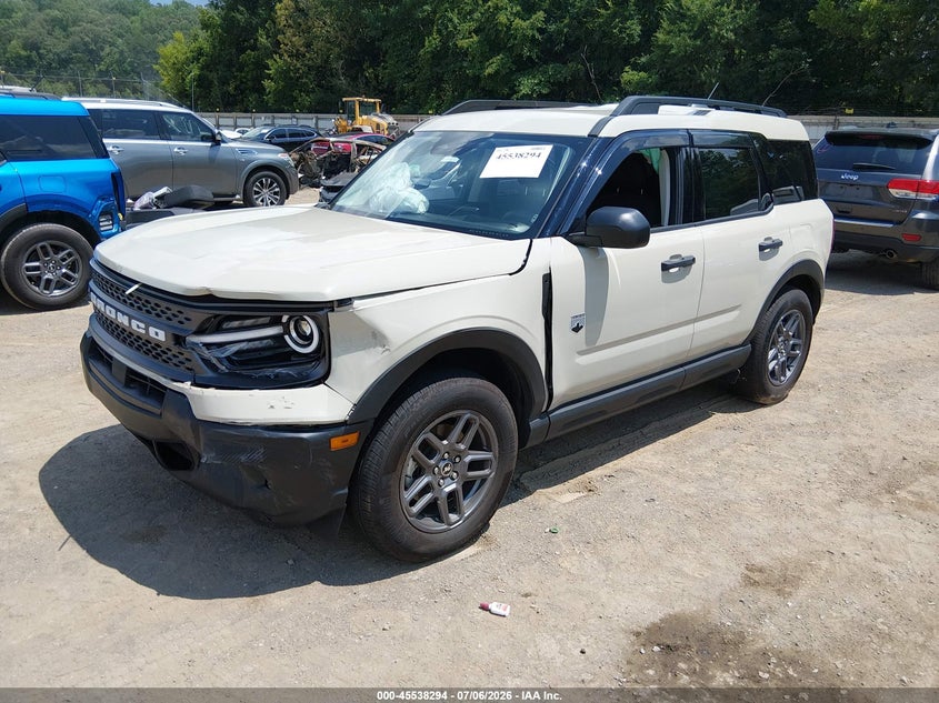 2025 Ford Bronco sport VIN 3FMCR9BN7SRF31257 IAAI salvage auction — LEFT FRONT, Salvage Title, sold $7,500 on 2026-07-29 (photo 2)