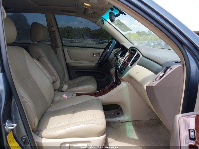 2004 Toyota Highlander VIN JTEEP21AX40006703 IAAI salvage auction — NORMAL WEAR, Clear (Tennessee), sold $1,050 on 2026-07-08 (photo 5)