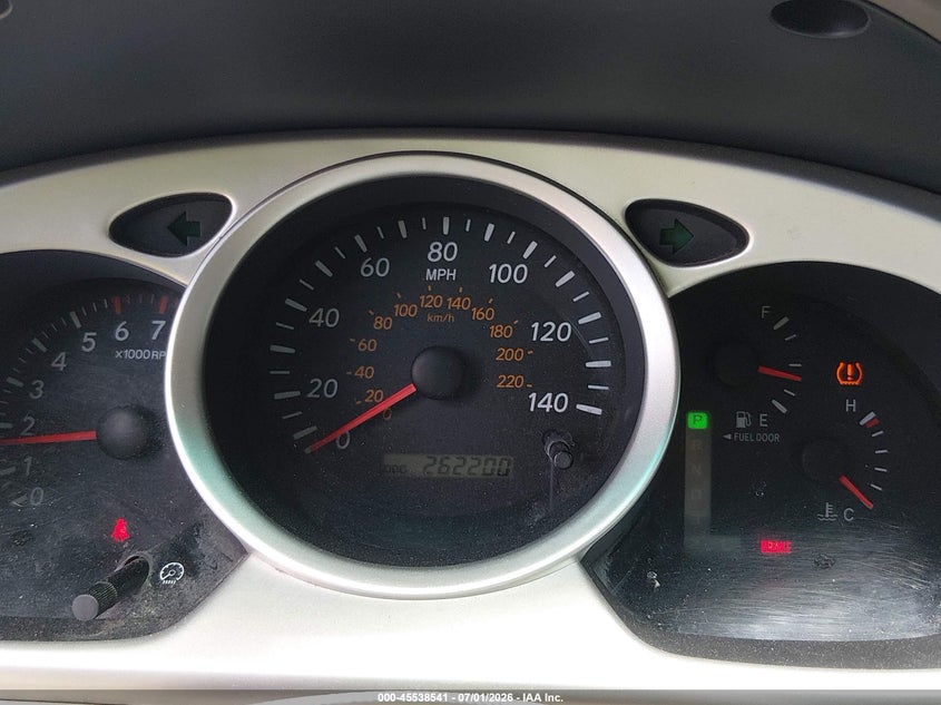 2004 Toyota Highlander VIN JTEEP21AX40006703 IAAI salvage auction — NORMAL WEAR, Clear (Tennessee), sold $1,050 on 2026-07-08 (photo 7)