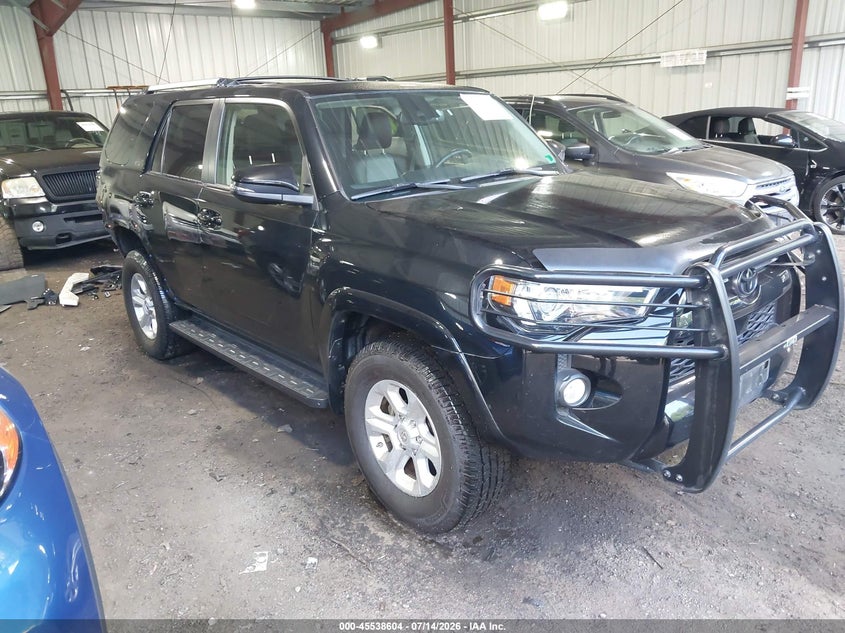 2020 Toyota 4runner VIN JTEBU5JR9L5761913 IAAI salvage auction — REAR END, Salvage (Virginia), sold $11,600 on 2026-07-19 (photo 1)