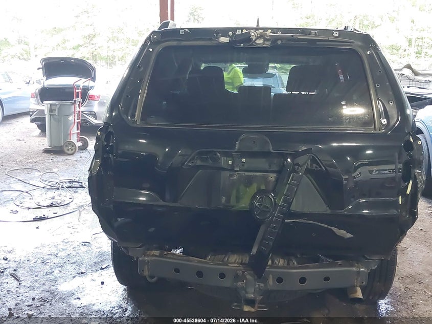 2020 Toyota 4runner VIN JTEBU5JR9L5761913 IAAI salvage auction — REAR END, Salvage (Virginia), sold $11,600 on 2026-07-19 (photo 6)
