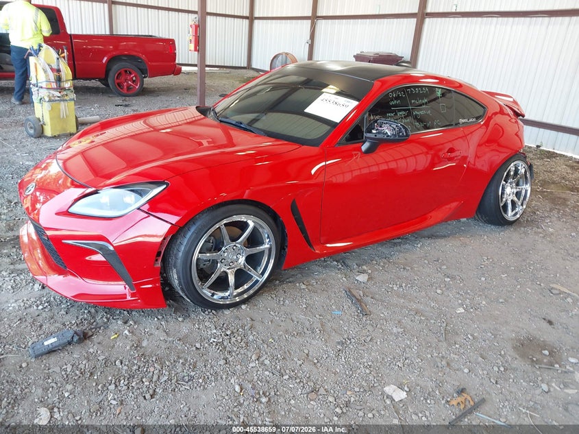 2023 Toyota Gr 86 VIN JF1ZNBE12P9756656 IAAI salvage auction — REAR END, Salvage Title, sold $9,300 on 2026-08-14 (photo 2)
