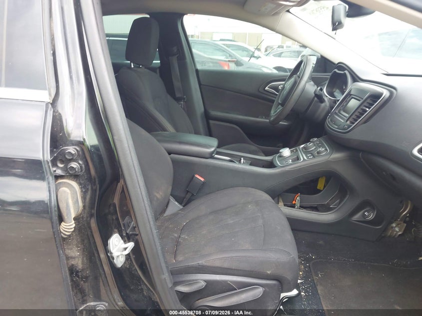 2015 Chrysler 200 VIN 1C3CCCAB2FN641267 IAAI salvage auction — WATER/FLOOD, Clear (Kansas), sold $450 on 2026-09-02 (photo 5)