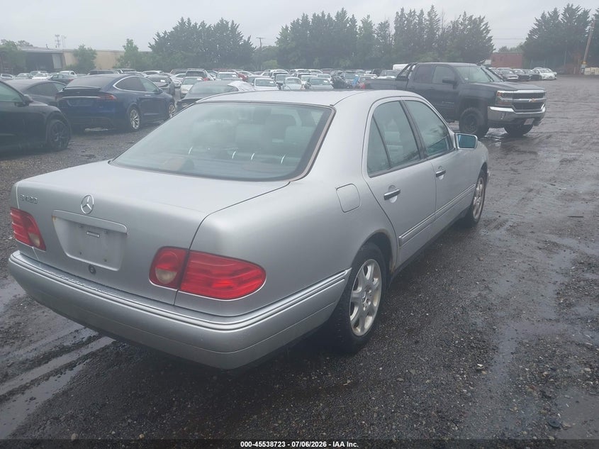 1997 Mercedes-benz E-class VIN WDBJF72FXVA144376 IAAI salvage auction — SIDE, Bill Of Sale (Rhode Island), sold $550 on 2026-07-09 (photo 4)