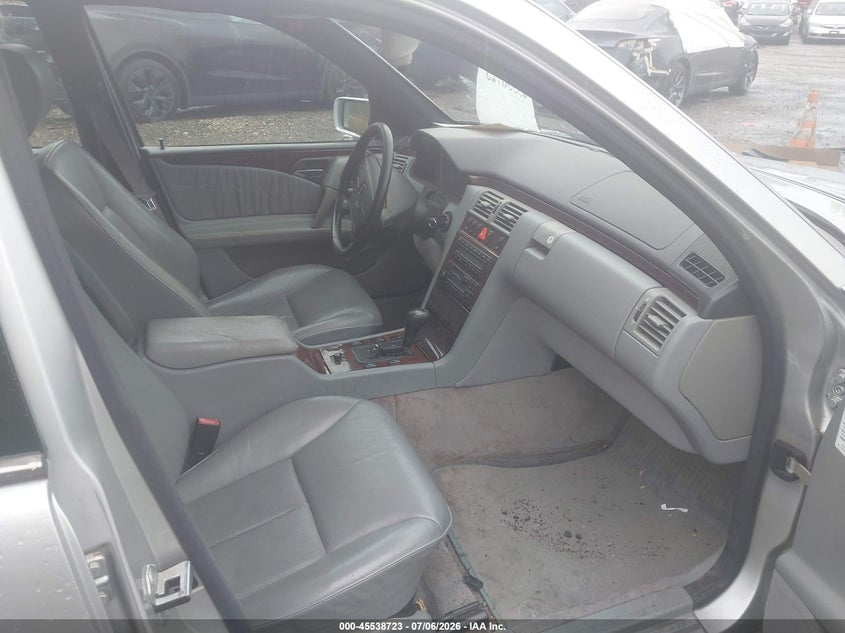 1997 Mercedes-benz E-class VIN WDBJF72FXVA144376 IAAI salvage auction — SIDE, Bill Of Sale (Rhode Island), sold $550 on 2026-07-09 (photo 5)