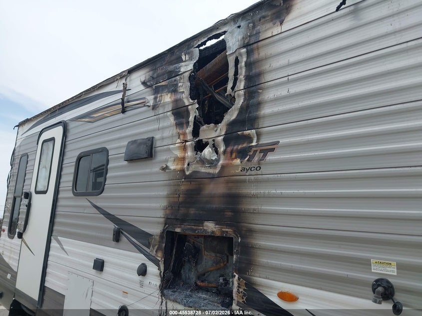 2020 Jayc 28r VIN 1UJBJ0BR9L1T70105 IAAI salvage auction — BURN, Salvage (Texas), sold $125 on 2026-09-17 (photo 6)