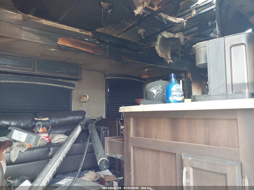 2020 Jayc 28r VIN 1UJBJ0BR9L1T70105 IAAI salvage auction — BURN, Salvage (Texas), sold $125 on 2026-09-17 (photo 8)