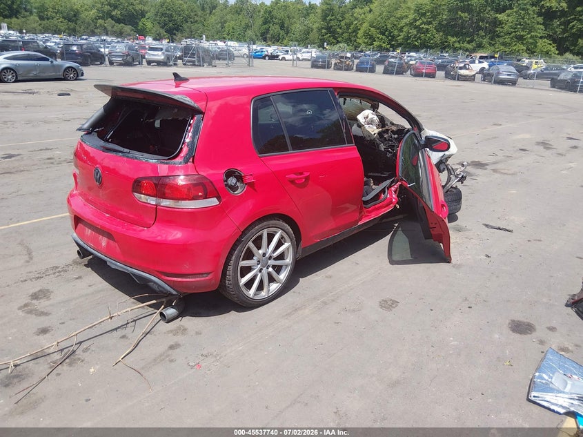 2011 Volkswagen Gti VIN WVWGD7AJ3BW198317 IAAI salvage auction — Burn Engine, Clear (Massachusetts), sold $200 on 2026-08-06 (photo 4)