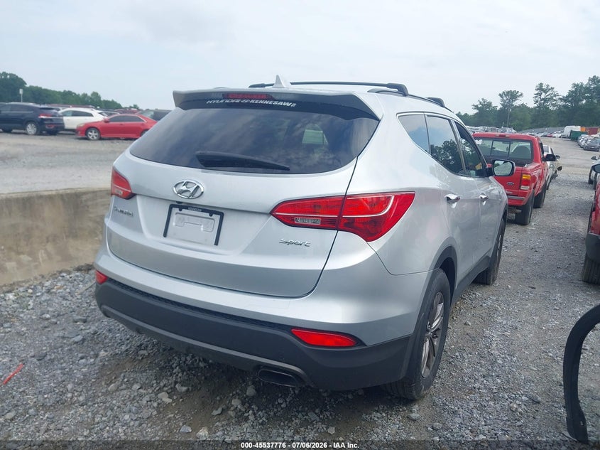 2015 Hyundai Santa fe VIN 5XYZU3LB4FG304770 IAAI salvage auction — SIDE, Salvage (Idaho), sold $2,350 on 2026-07-28 (photo 4)