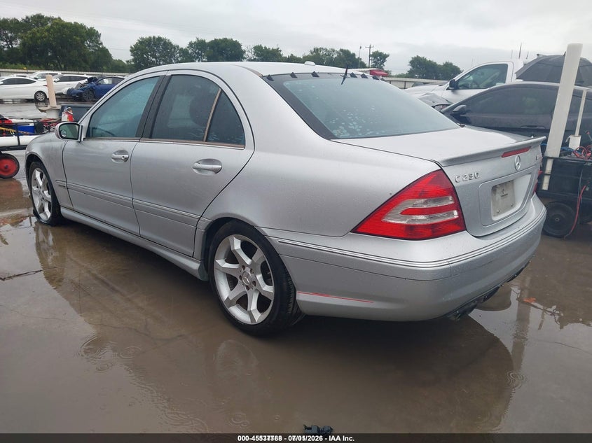 2007 Mercedes-benz C class VIN WDBRF52H87F898620 IAAI salvage auction — FRONT END, Salvage (Texas), sold $225 on 2026-07-28 (photo 3)