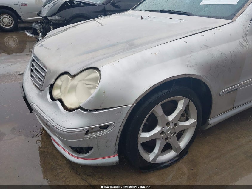 2007 Mercedes-benz C class VIN WDBRF52H87F898620 IAAI salvage auction — FRONT END, Salvage (Texas), sold $225 on 2026-07-28 (photo 6)