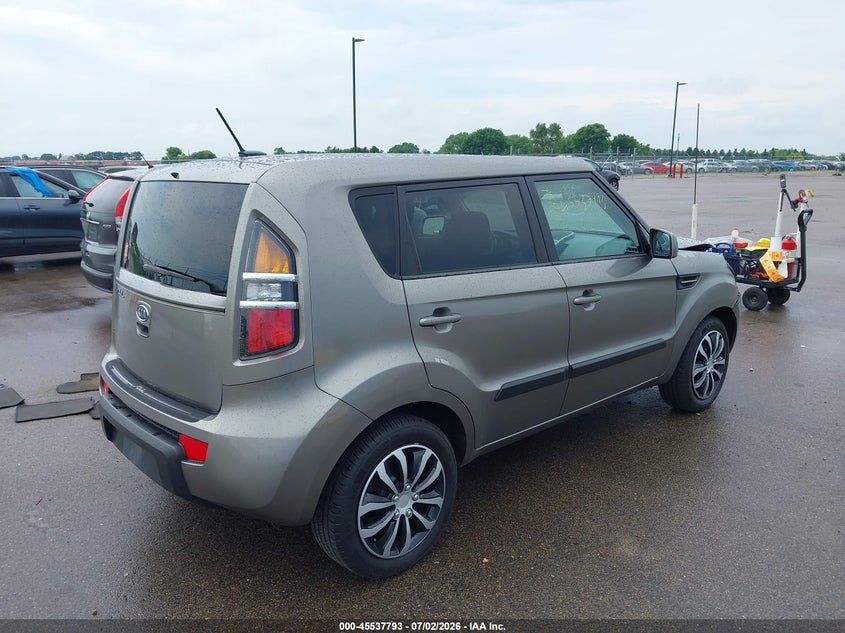 2011 Kia Soul VIN KNDJT2A21B7332580 IAAI salvage auction — FRONT END, Parts Only Bos (Minnesota), sold $250 on 2026-07-20 (photo 4)