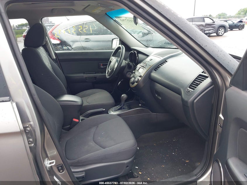 2011 Kia Soul VIN KNDJT2A21B7332580 IAAI salvage auction — FRONT END, Parts Only Bos (Minnesota), sold $250 on 2026-07-20 (photo 5)