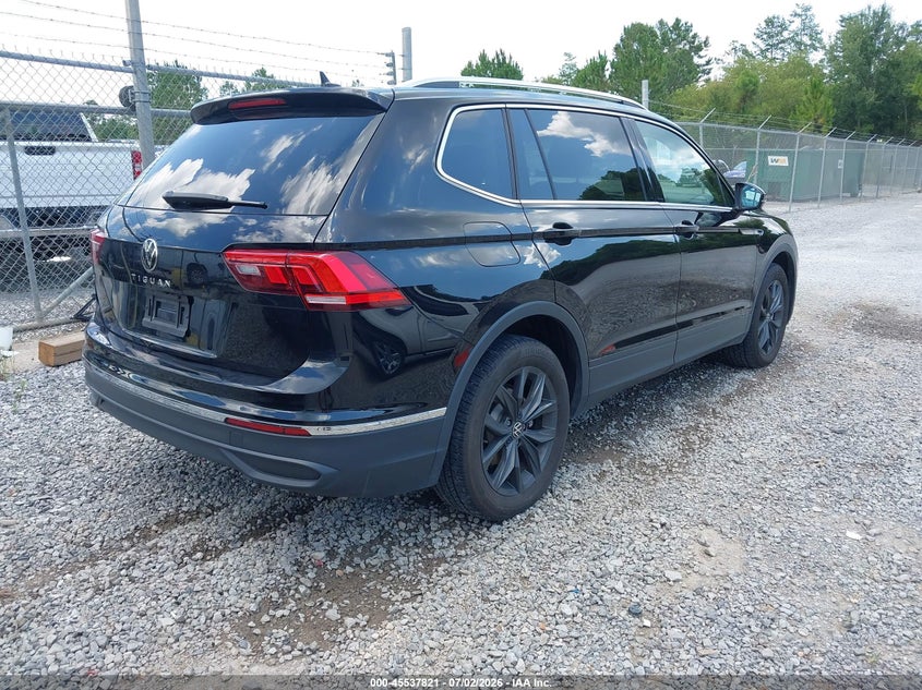 2024 Volkswagen Tiguan VIN 3VVNB7AX1RM164115 IAAI salvage auction — WATER/FLOOD, Salvage (Mississippi), sold $7,800 on 2026-07-31 (photo 4)