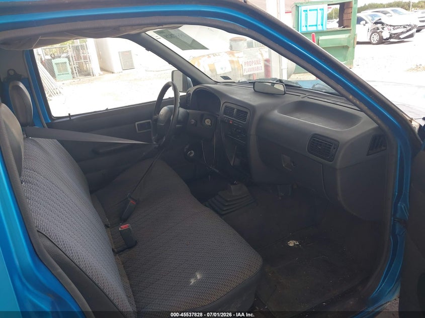 1996 Nissan Truck VIN 1N6SD11SXTC337844 IAAI salvage auction — NORMAL WEAR, Clear (Florida), sold $500 on 2026-07-08 (photo 5)