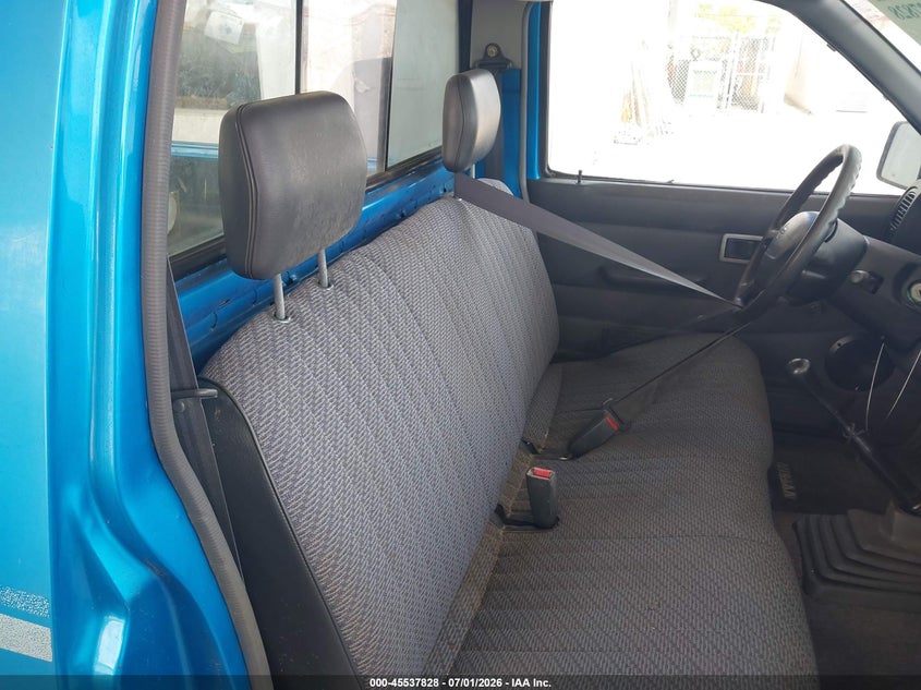 1996 Nissan Truck VIN 1N6SD11SXTC337844 IAAI salvage auction — NORMAL WEAR, Clear (Florida), sold $500 on 2026-07-08 (photo 8)