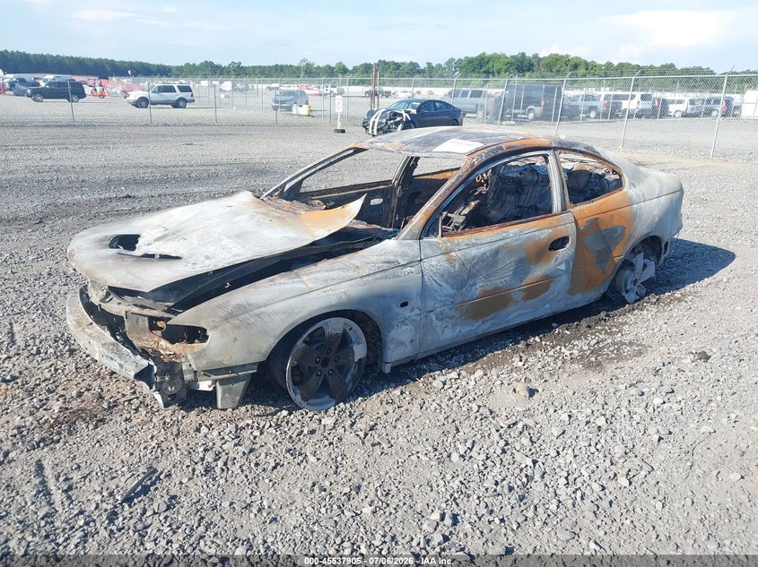 2005 Pontiac Gto VIN 6G2VX12UX5L417663 IAAI salvage auction — BURN, Bill Of Sale (Georgia), sold $25 on 2026-07-30 (photo 2)