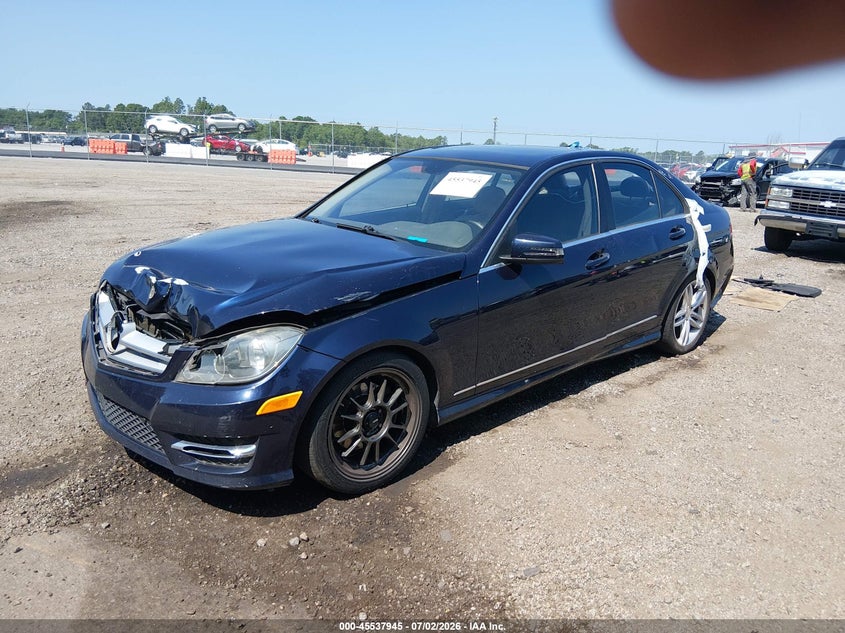 2013 Mercedes-benz C-klasse VIN WDDGF4HB8DR269672 IAAI salvage auction — FRONT END, Salvage (South Carolina), sold $500 on 2026-08-05 (photo 2)