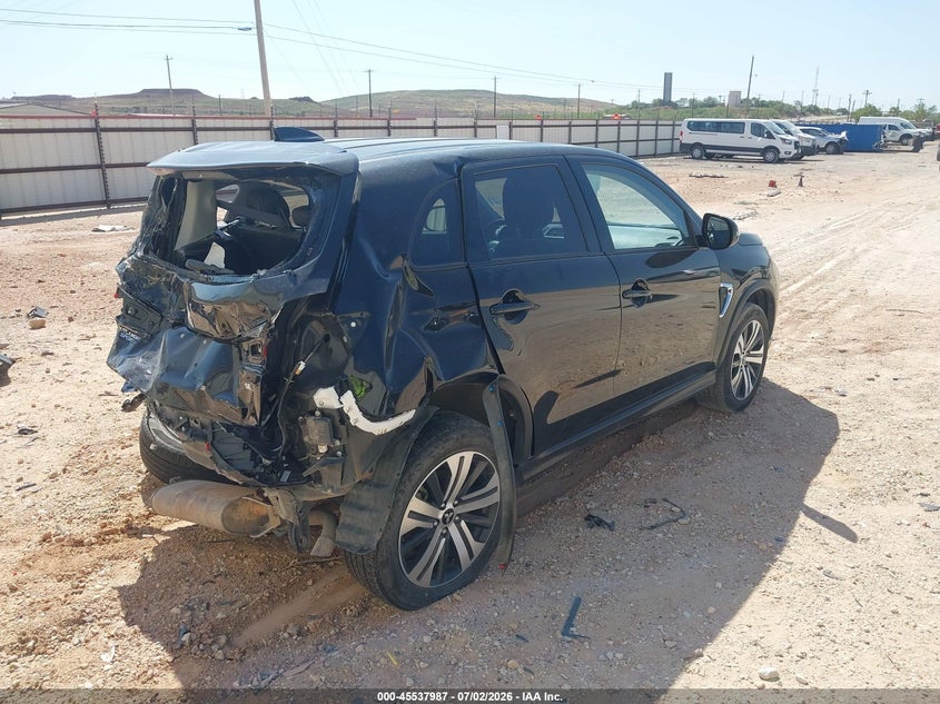 2024 Mitsubishi Outlander VIN JA4ARUAU2RU018812 IAAI salvage auction — REAR END, Salvage Title, sold $4,025 on 2026-07-14 (photo 4)