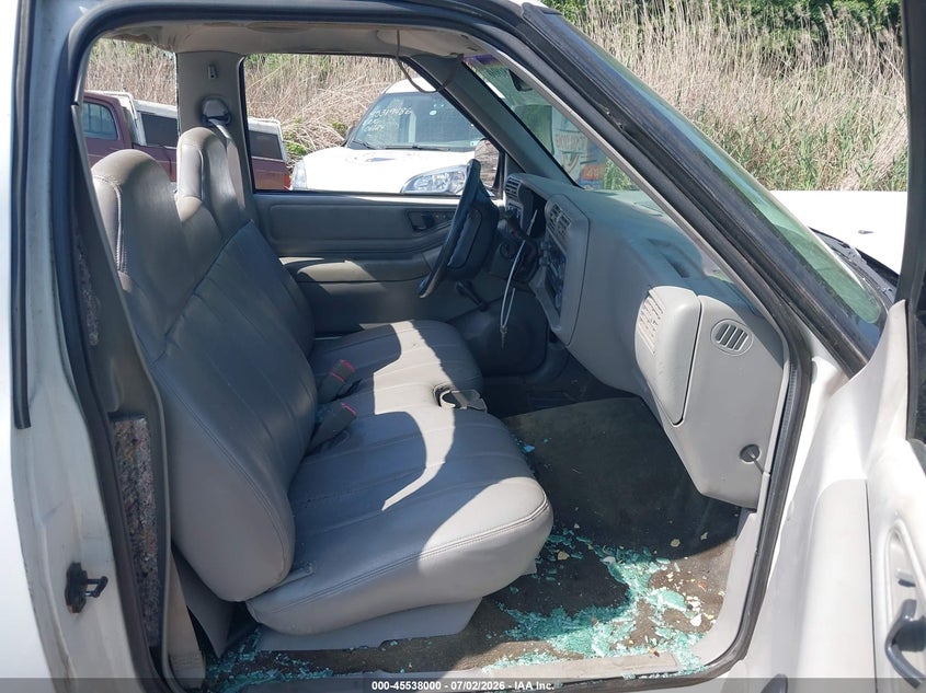 1996 Chevrolet S truck VIN 1GCCS14X8TK208057 IAAI salvage auction — NORMAL WEAR, Clear (Maryland), sold $275 on 2026-07-09 (photo 8)