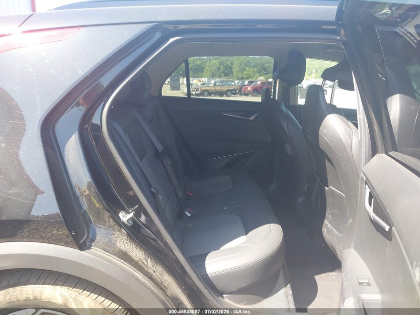 2023 Kia Niro VIN KNDCS3LF8P5075941 IAAI salvage auction — SIDE, Salvage (New Jersey), sold $7,300 on 2026-08-02 (photo 8)