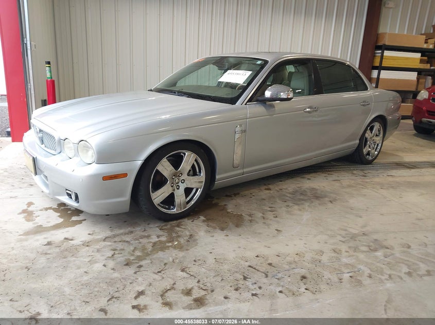 2008 Jaguar Xj series VIN SAJWA82B58SH23187 IAAI salvage auction — NORMAL WEAR, Clear (Mississippi), sold $700 on 2026-07-28 (photo 2)