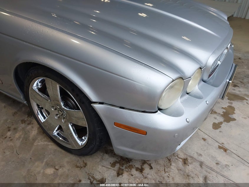 2008 Jaguar Xj series VIN SAJWA82B58SH23187 IAAI salvage auction — NORMAL WEAR, Clear (Mississippi), sold $700 on 2026-07-28 (photo 6)