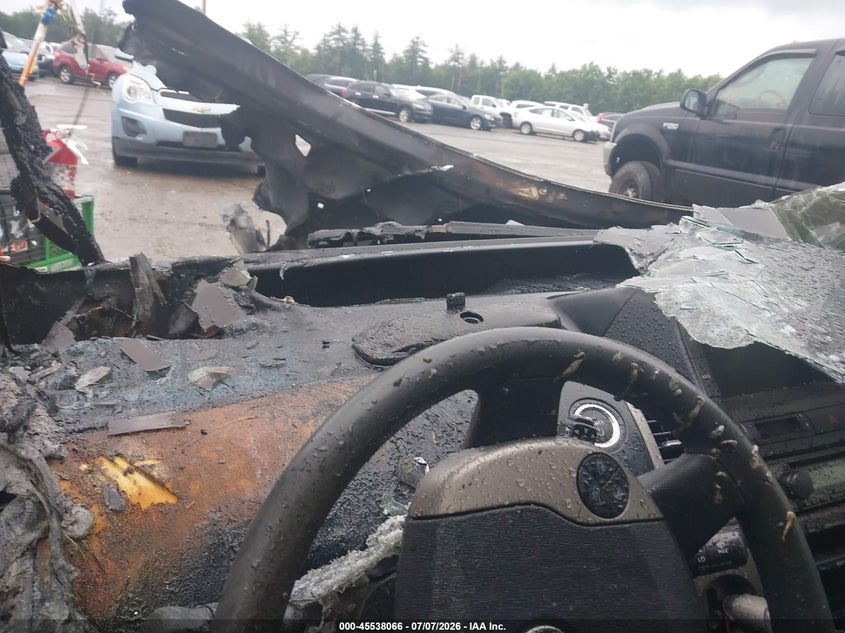 2008 Toyota Prius VIN JTDKB20U783305927 IAAI salvage auction — ENGINE BURN, Clear (Massachusetts), sold $400 on 2026-07-17 (photo 7)