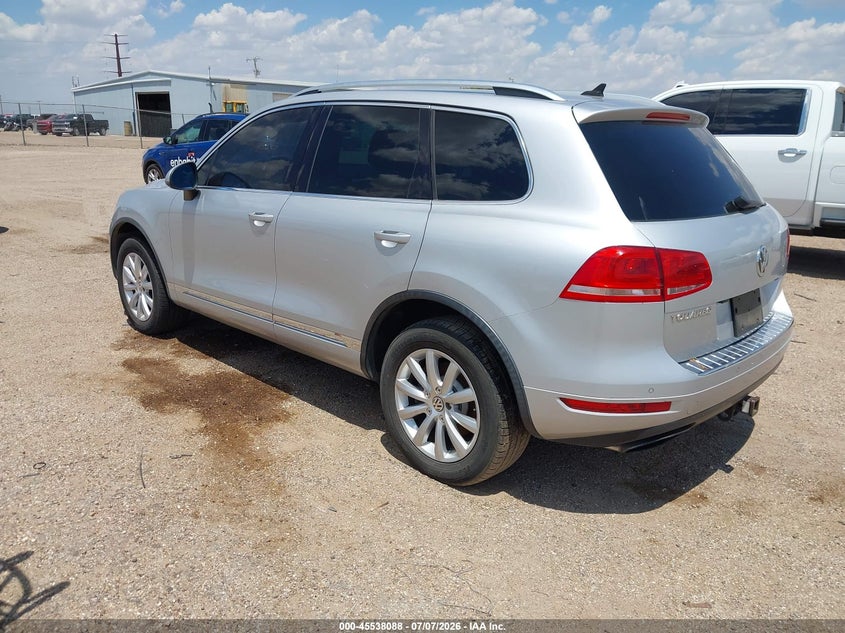2012 Volkswagen Touareg VIN WVGFF9BP7CD001906 IAAI salvage auction — ALL OVER, Clear (Texas), sold $800 on 2026-07-27 (photo 3)