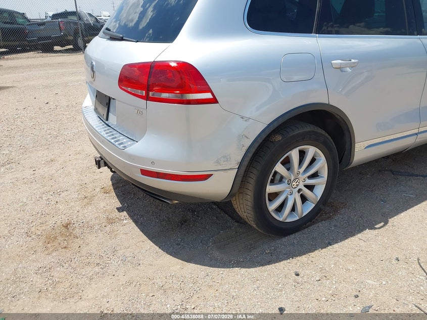 2012 Volkswagen Touareg VIN WVGFF9BP7CD001906 IAAI salvage auction — ALL OVER, Clear (Texas), sold $800 on 2026-07-27 (photo 6)