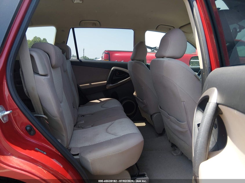 2008 Toyota Rav4 VIN JTMZD33V786058698 IAAI salvage auction — NORMAL WEAR, Clear (North Carolina), sold $1,225 on 2026-07-29 (photo 8)