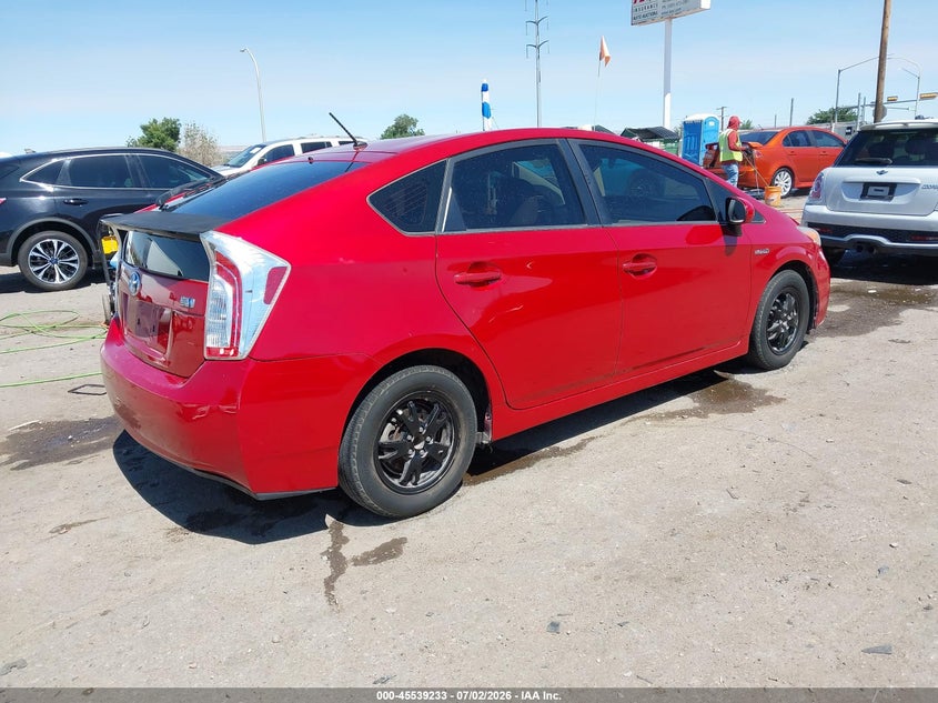 2013 Toyota Prius VIN JTDKN3DU2D5569529 IAAI salvage auction — NORMAL WEAR, Clear (New Mexico), sold $700 on 2026-07-29 (photo 4)