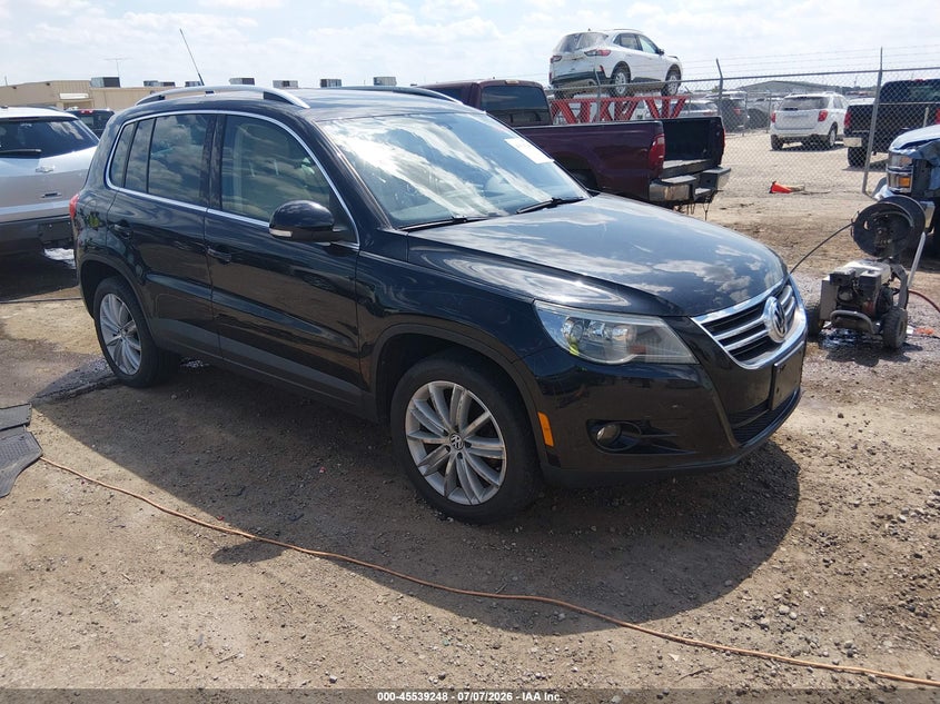 2011 Volkswagen Tiguan VIN WVGBV7AX2BW545322 IAAI salvage auction — REAR END, Salvage (Kansas), sold $600 on 2026-08-07 (photo 1)