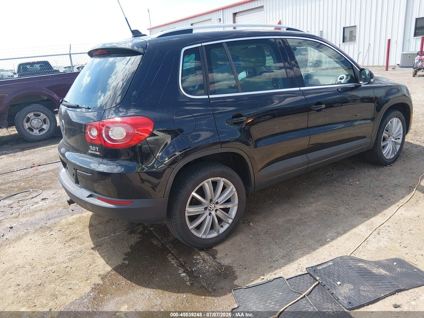 2011 Volkswagen Tiguan VIN WVGBV7AX2BW545322 IAAI salvage auction — REAR END, Salvage (Kansas), sold $600 on 2026-08-07 (photo 4)