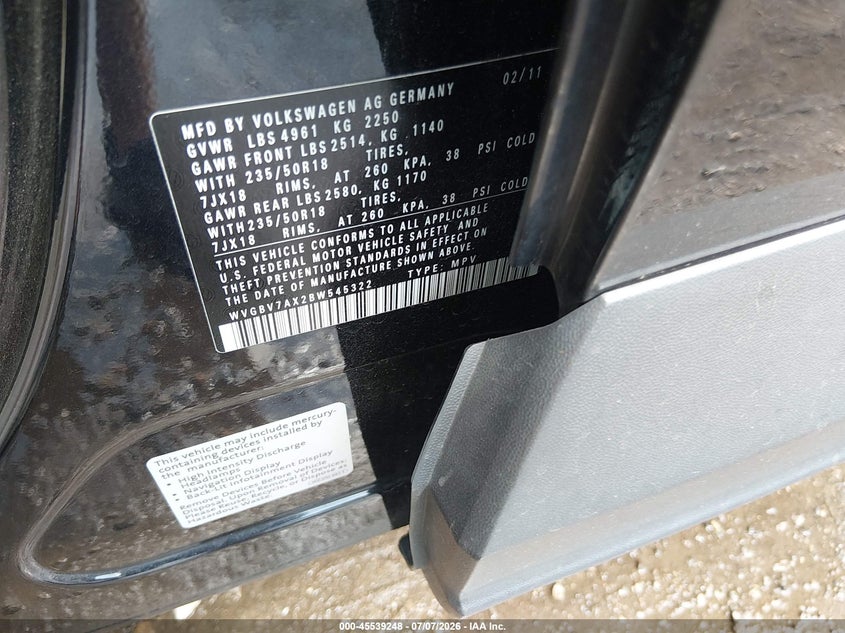 2011 Volkswagen Tiguan VIN WVGBV7AX2BW545322 IAAI salvage auction — REAR END, Salvage (Kansas), sold $600 on 2026-08-07 (photo 9)