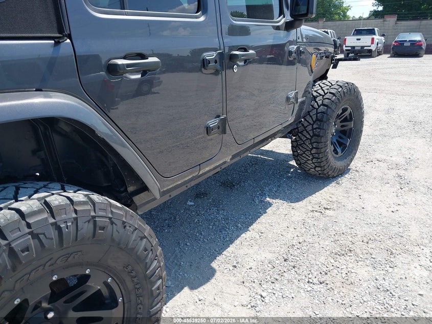 2018 Jeep Wrangler / VIN 1C4HJXEG6JW291777 IAAI salvage auction — SIDE, Wait Title, sold $10,100 on 2026-08-31 (photo 6)