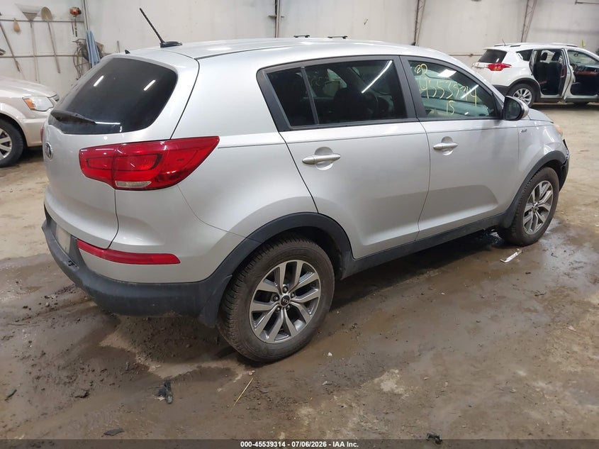 2015 Kia Sportage VIN KNDPBCAC6F7702441 IAAI salvage auction — FRONT END, Salvage (Pennsylvania), sold $1,200 on 2026-07-23 (photo 4)