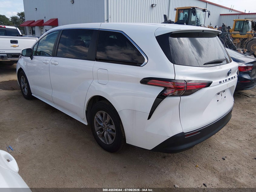2022 Toyota Sienna VIN 5TDKRKEC0NS120415 IAAI salvage auction — LEFT FRONT, Salvage (Texas), sold $20,500 on 2026-08-01 (photo 3)