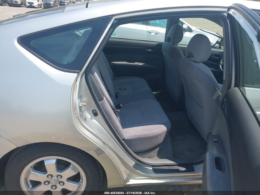 2004 Toyota Prius VIN JTDKB20U240094132 IAAI salvage auction — LEFT & RIGHT, Clear (Massachusetts), sold $325 on 2026-07-24 (photo 8)